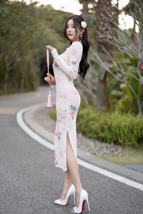 丝袜旗袍女儿抽插,一场跨越时空的激情演绎